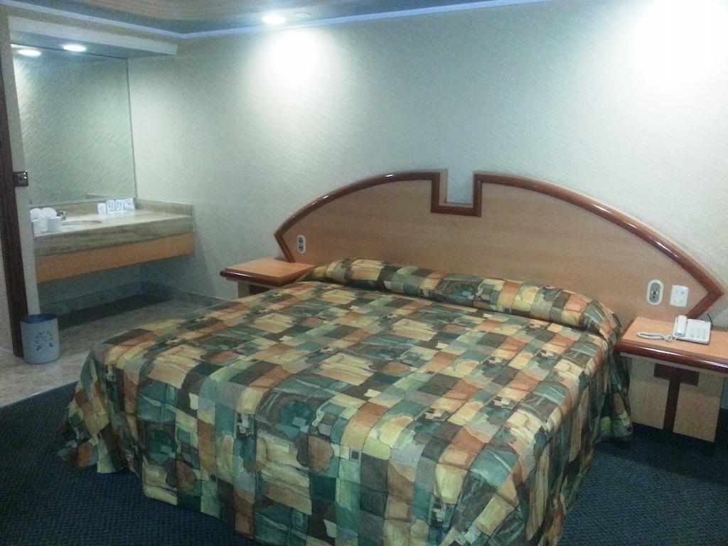 Hotel Los Reyes La Paz Zimmer foto